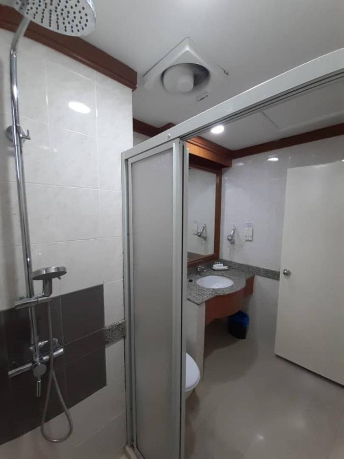 Sara Hotel Labuan Exterior foto